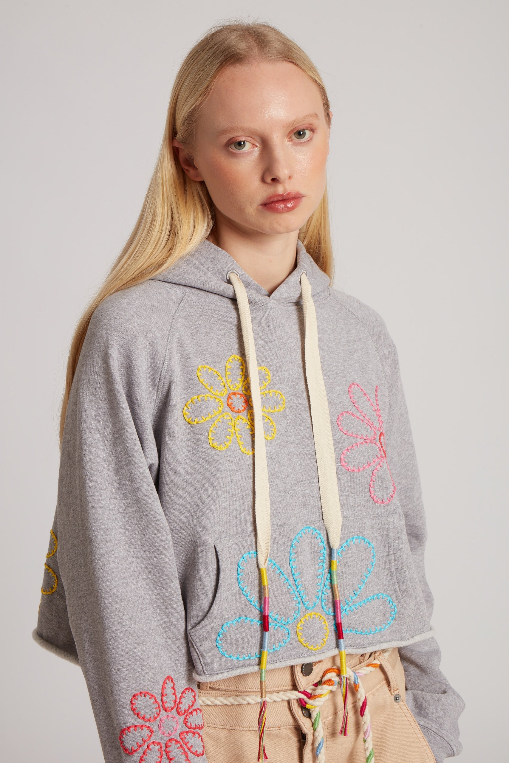 Embroidered Flower Cropped Hoodie 