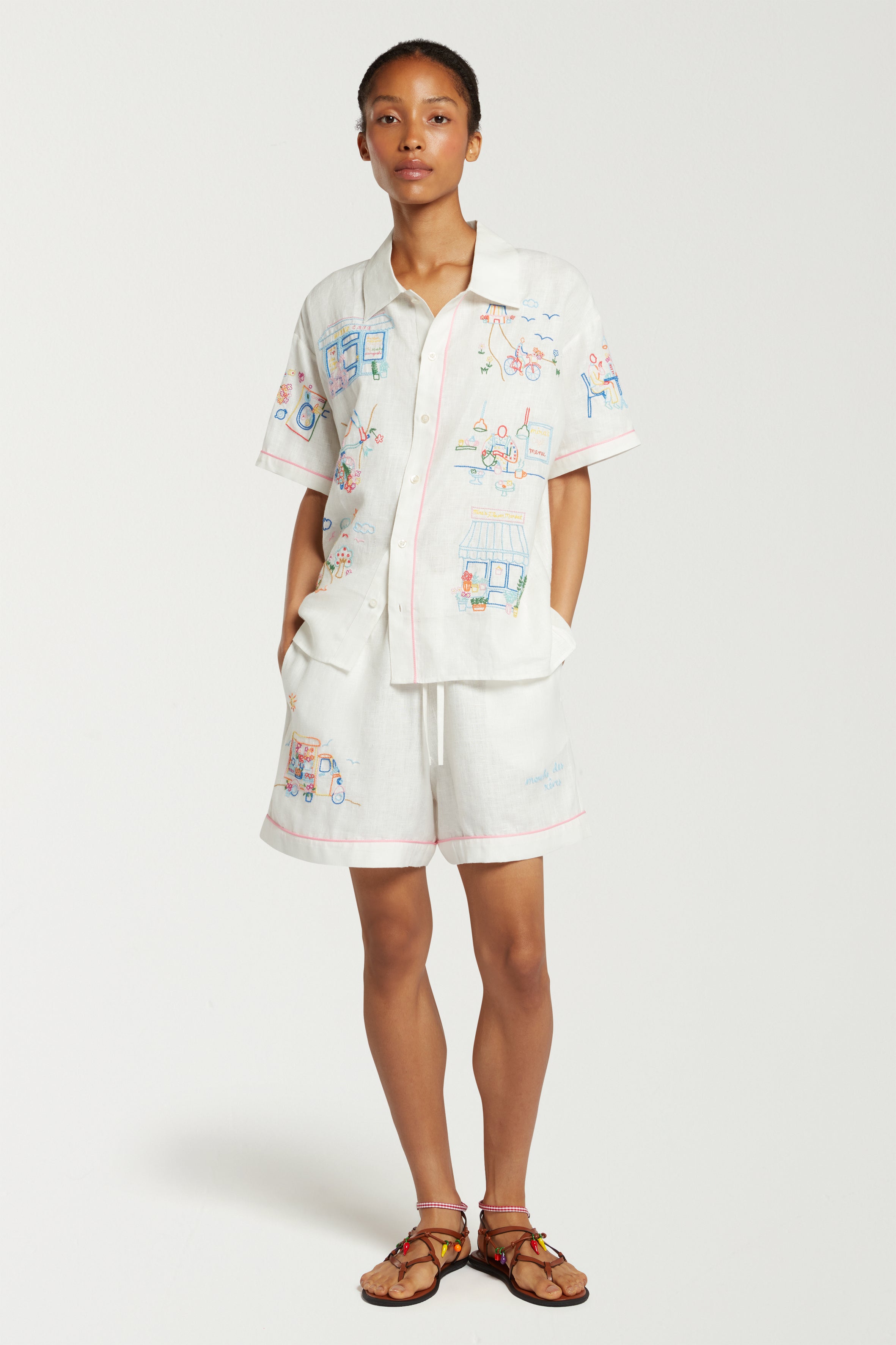 Short Sleeve Shirt With Cafe Scene Embroidery